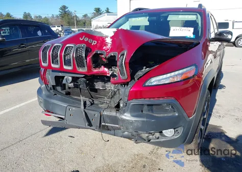 2015 Jeep Cherokee Trailhawk z USA, uszkodzony, nr VIN 1C4PJMBS4FW757586